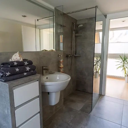 Am Kaitzer Weinberg Apartamento *